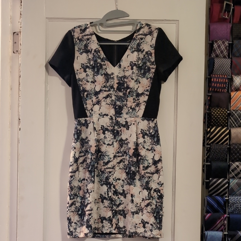 Club Monaco Black and White Floral Dress